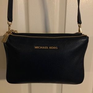MICHAEL Michael Kors Bedford Gusset Triple Zip Crossbody in Navy Pebbled Leather